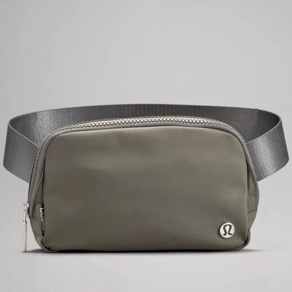 Lululemon Belt Bag 1L Sage